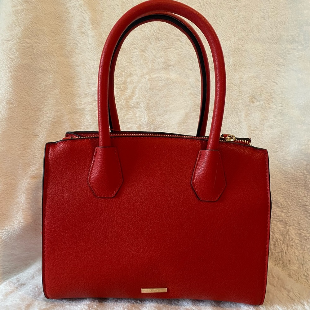 Adorable Aldo crossbody for sale!